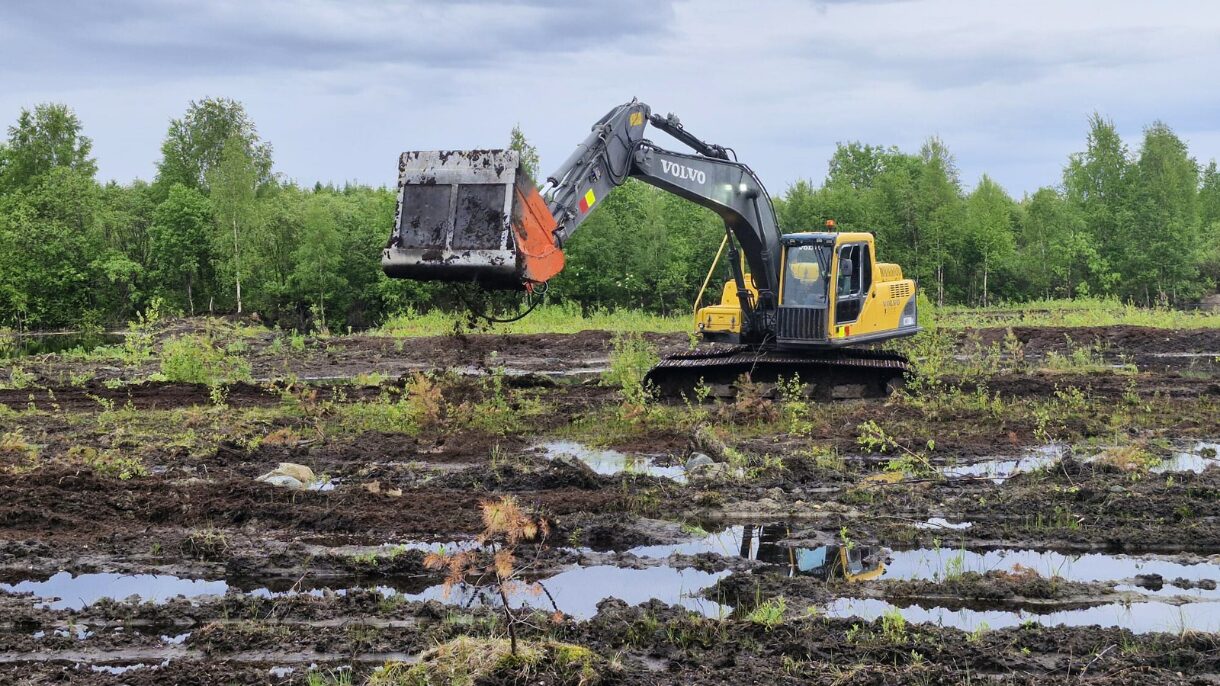 Kaivinkone turvetuotantoalueella